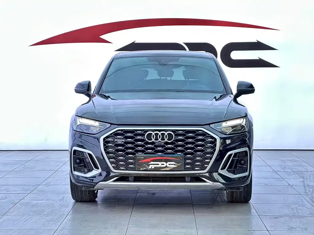 Audi Q5L Sportback — фото 2