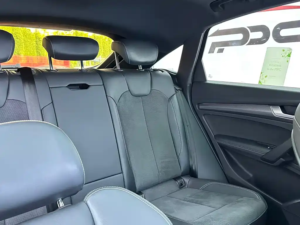 Audi Q5L Sportback — фото 19