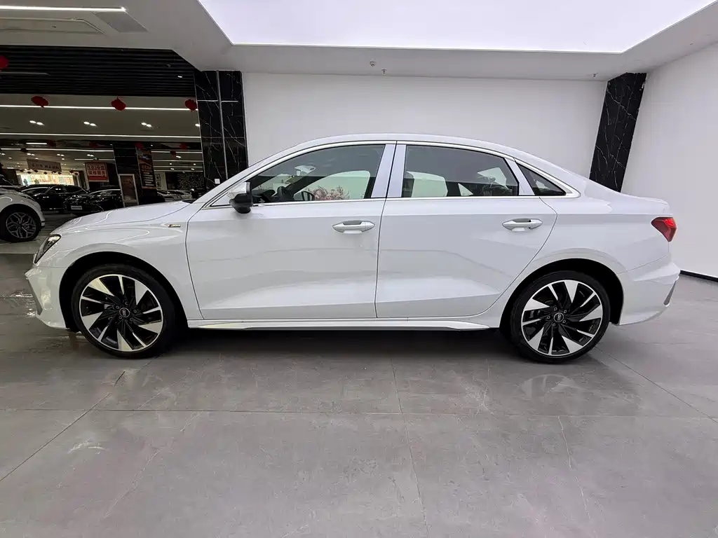 Audi A3 — фото 20