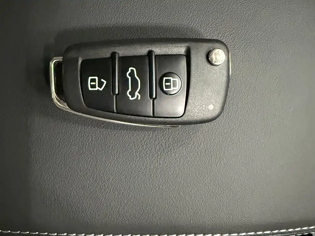 Audi Q3 — фото 27