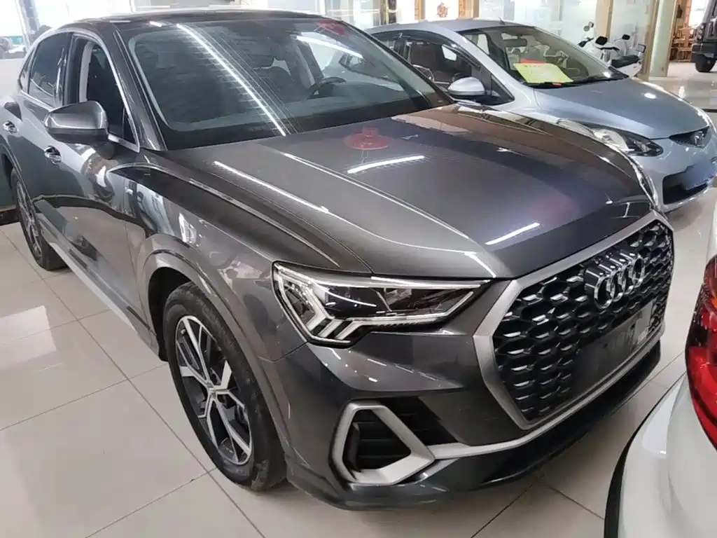 Audi Q3 Sportback — фото 3