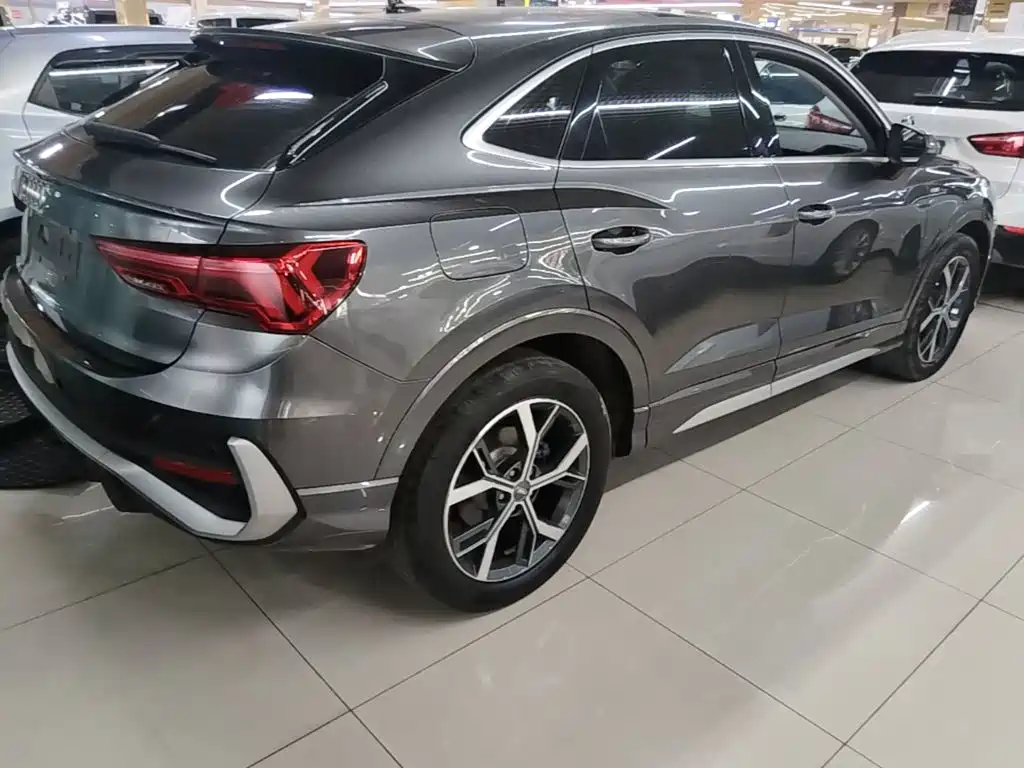 Audi Q3 Sportback — фото 5