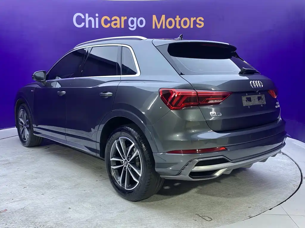 Audi Q3 — фото 5