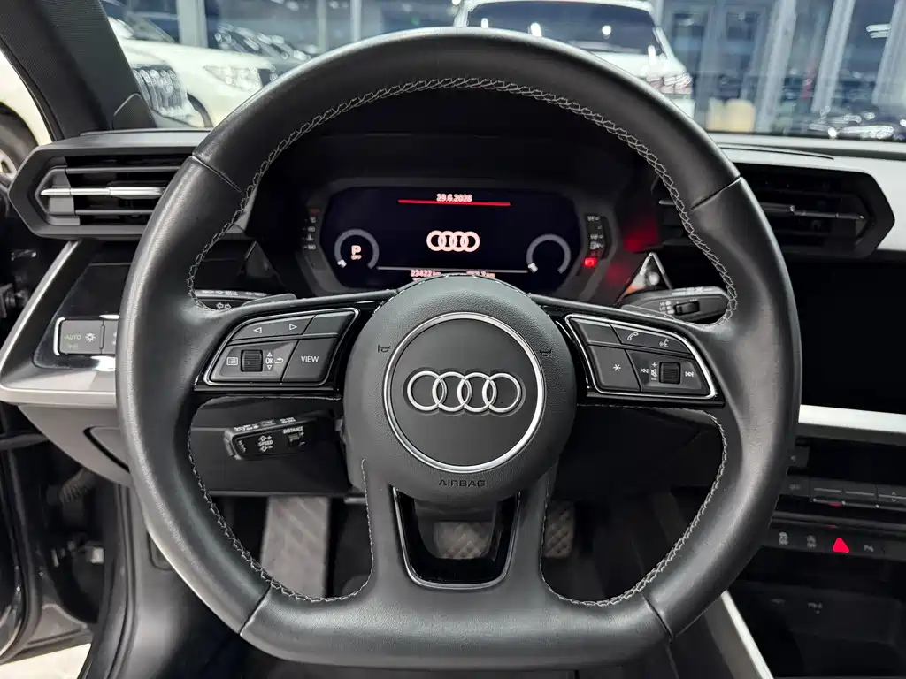 Audi A3 — фото 11