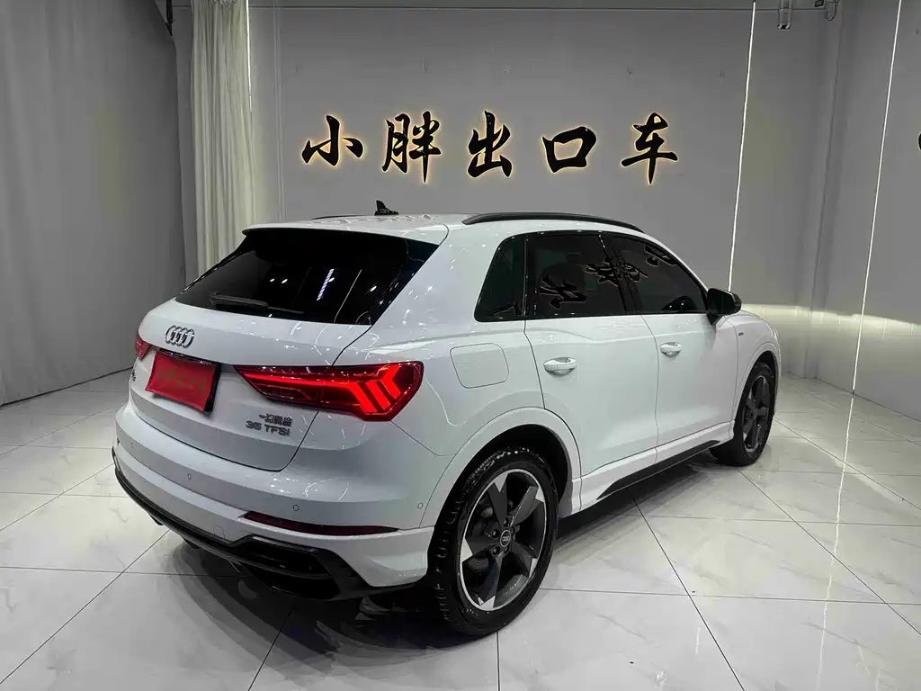 Audi Q3 — фото 4
