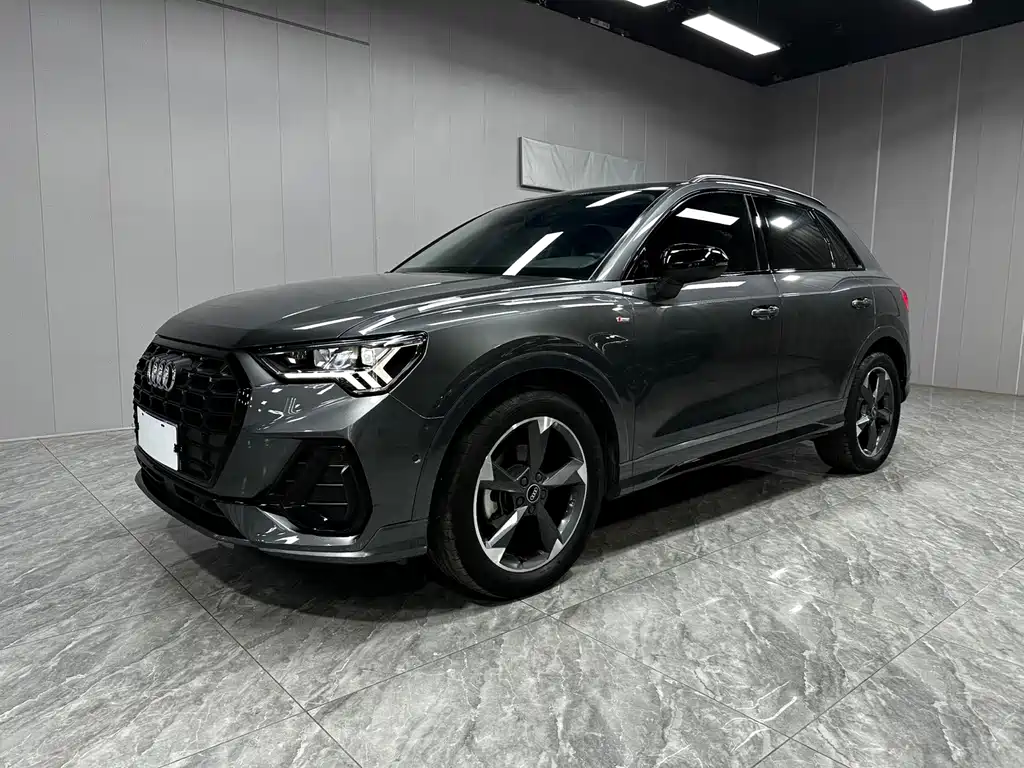 Audi Q3 — фото 8