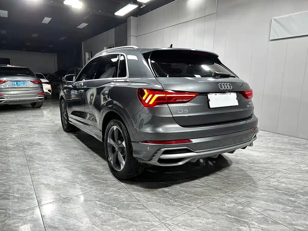 Audi Q3 — фото 4