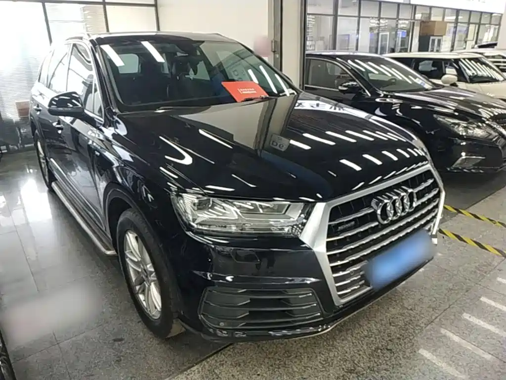 Audi Q7 — фото 4
