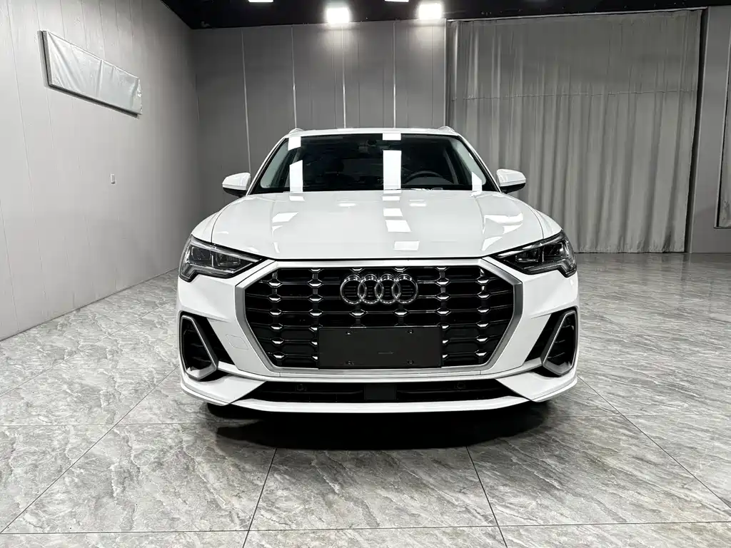 Audi Q3 — фото 2
