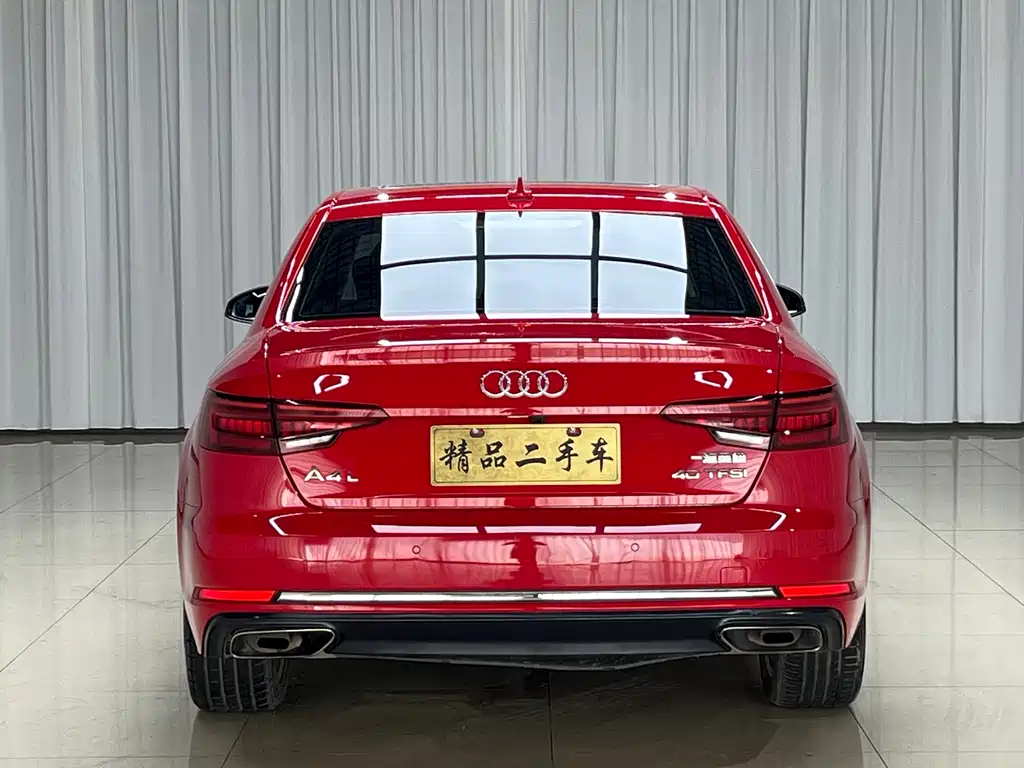 Audi A4L — фото 5