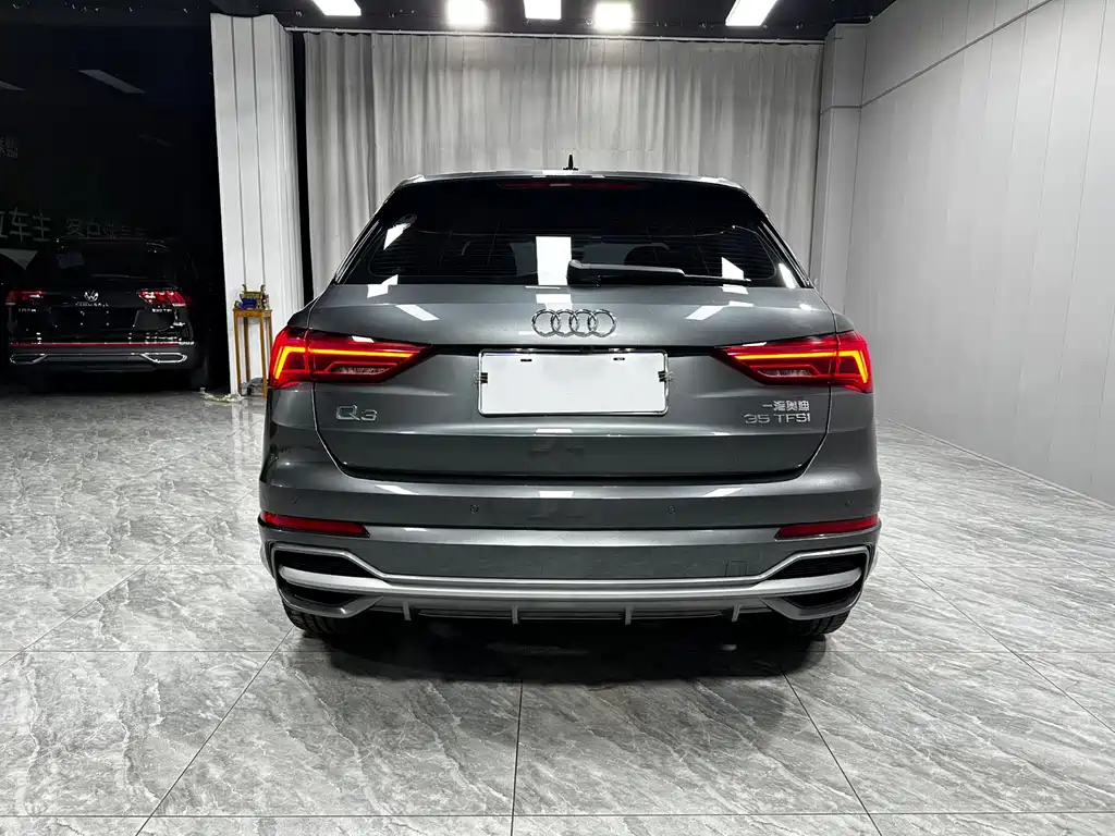 Audi Q3 — фото 5