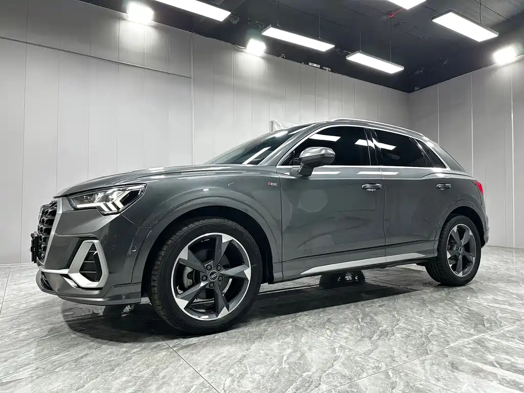 Audi Q3 — фото 7