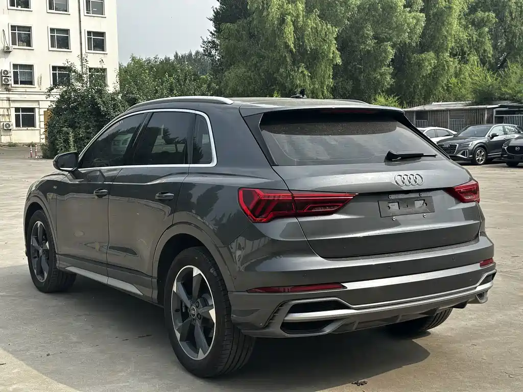 Audi Q3 — фото 3