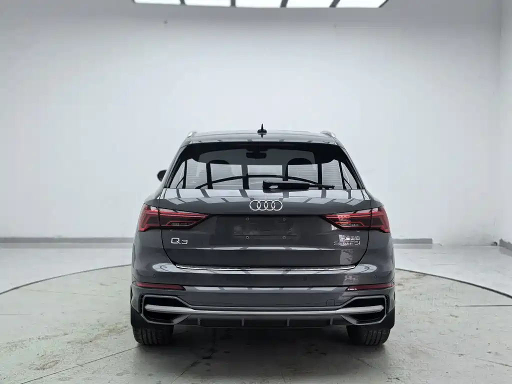 Audi Q3 — фото 4