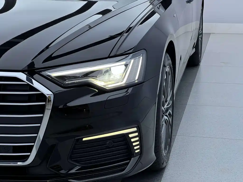 Audi A6L New Energy — фото 3