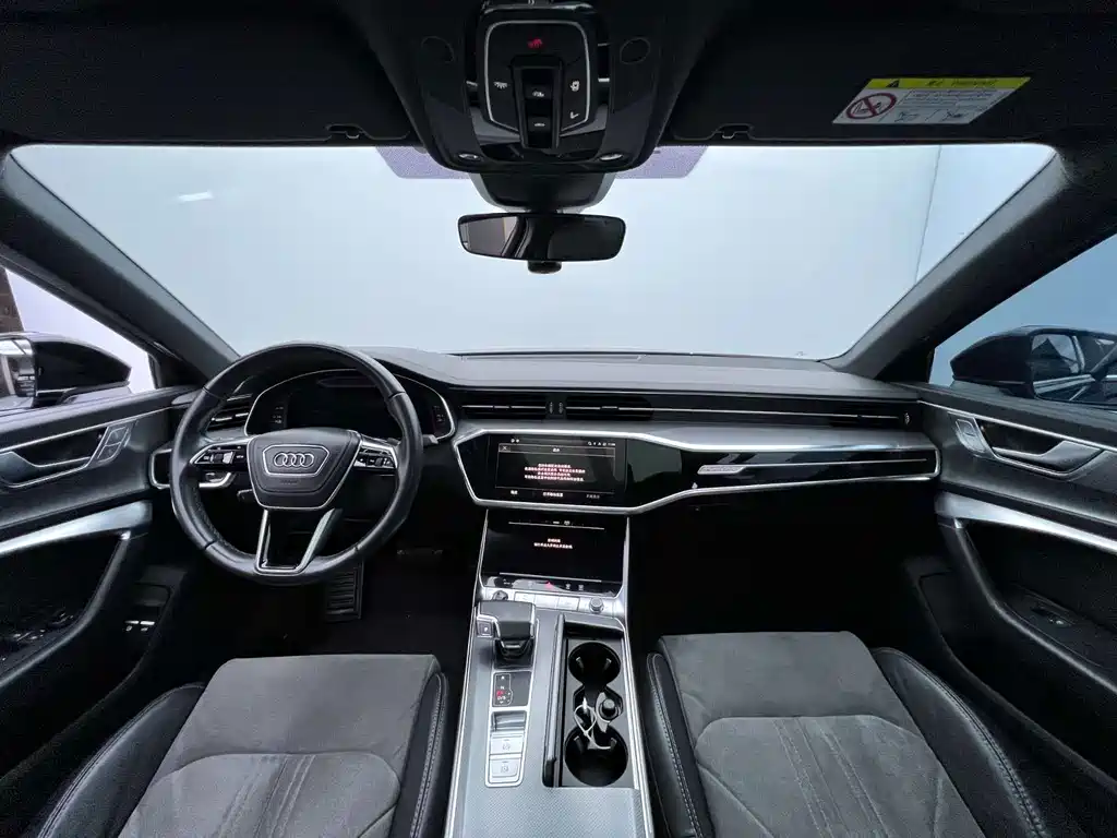Audi A6L New Energy — фото 7