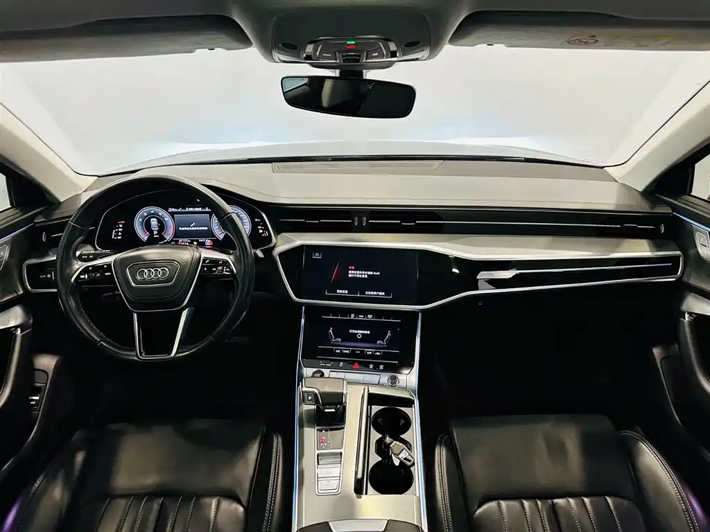 Audi A6L — фото 7