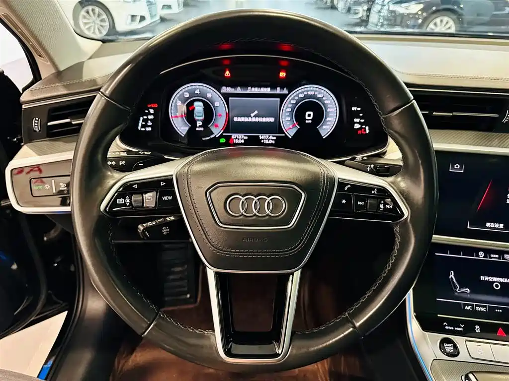 Audi A6L — фото 10