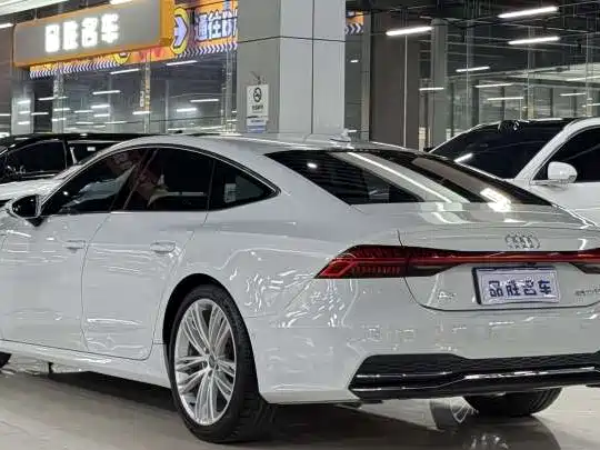 Audi A7 — фото 3