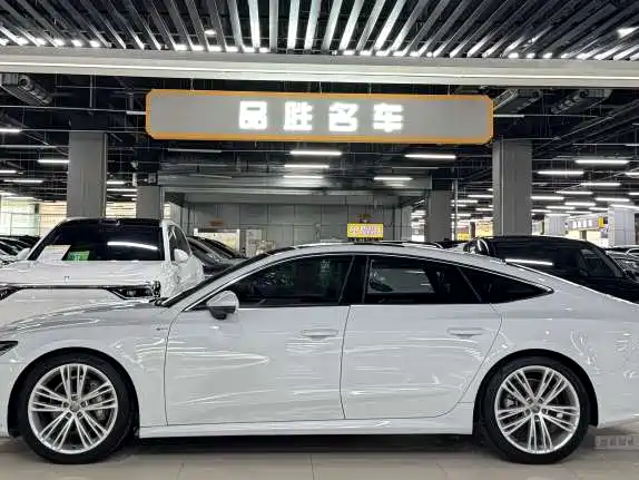 Audi A7 — фото 4