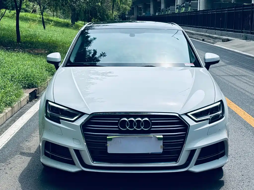 Audi A3 — фото 2