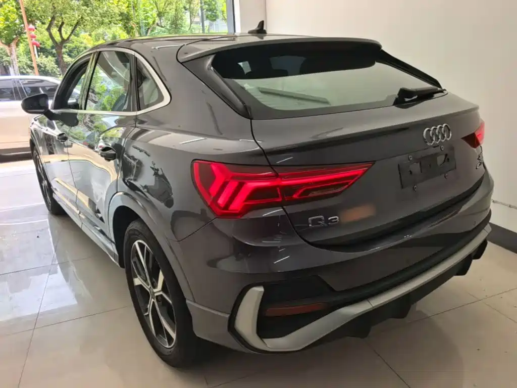 Audi Q3 Sportback — фото 5