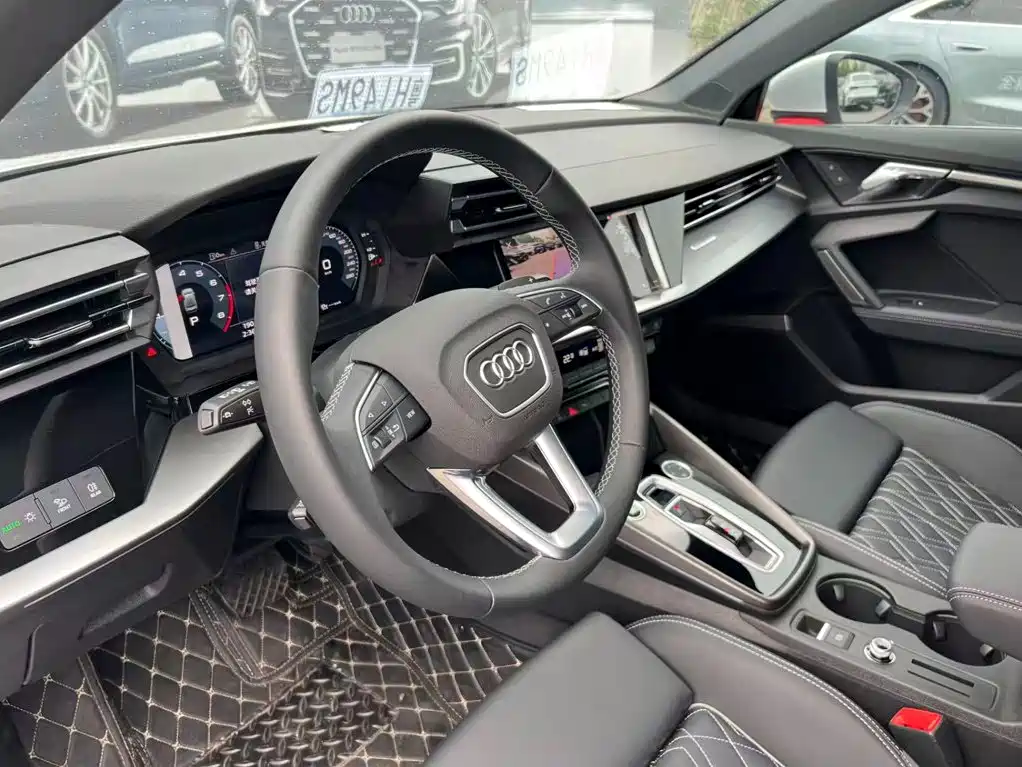 Audi A3 — фото 8