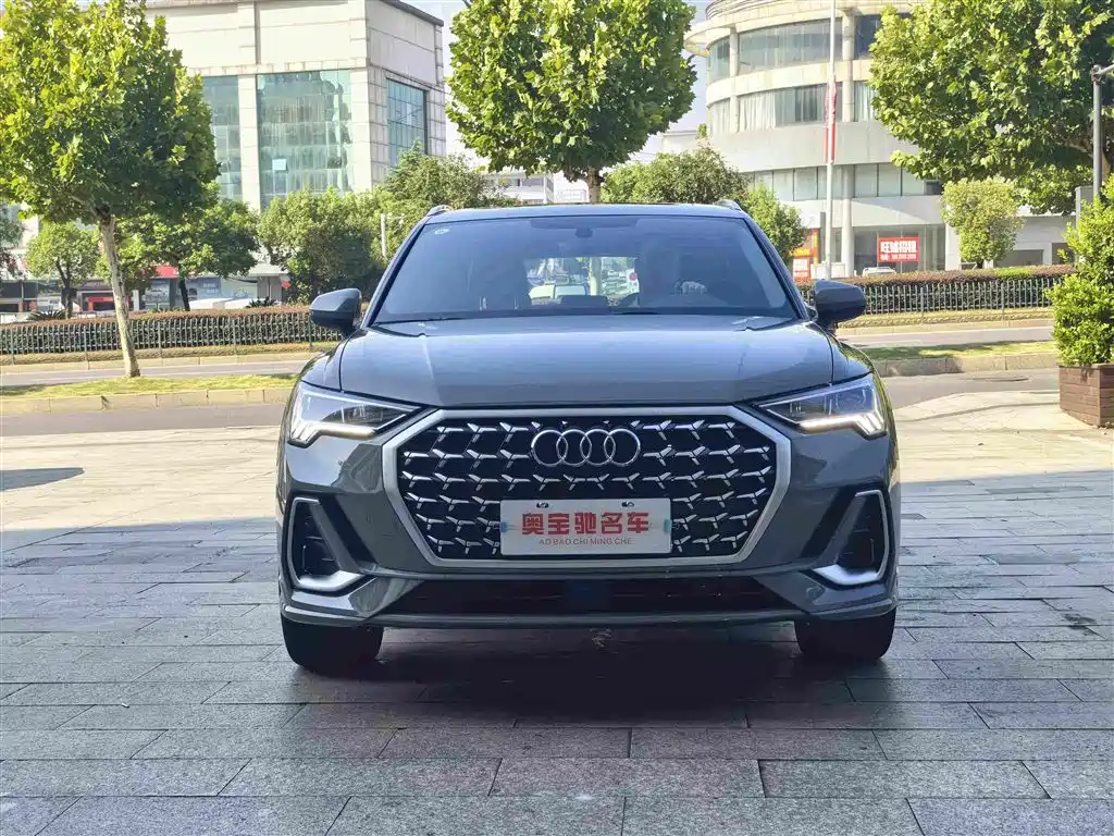 Audi Q3 — фото 2