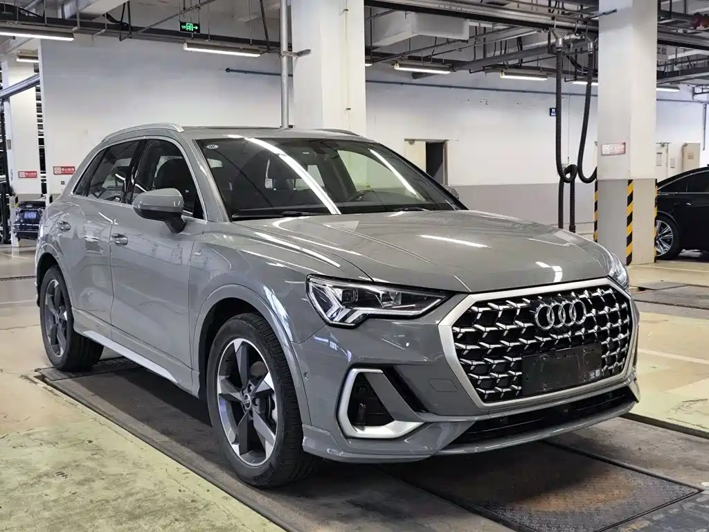 Audi Q3 — фото 4