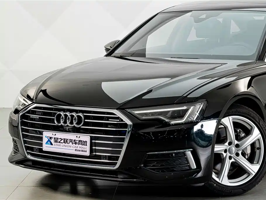 Audi A6L — фото 2