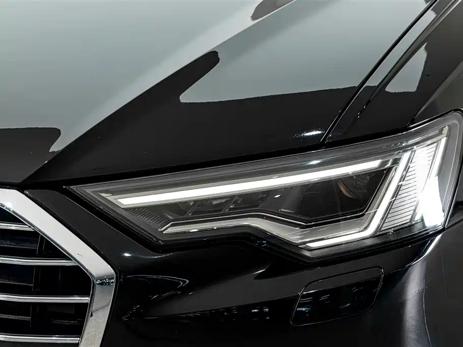 Audi A6L — фото 4
