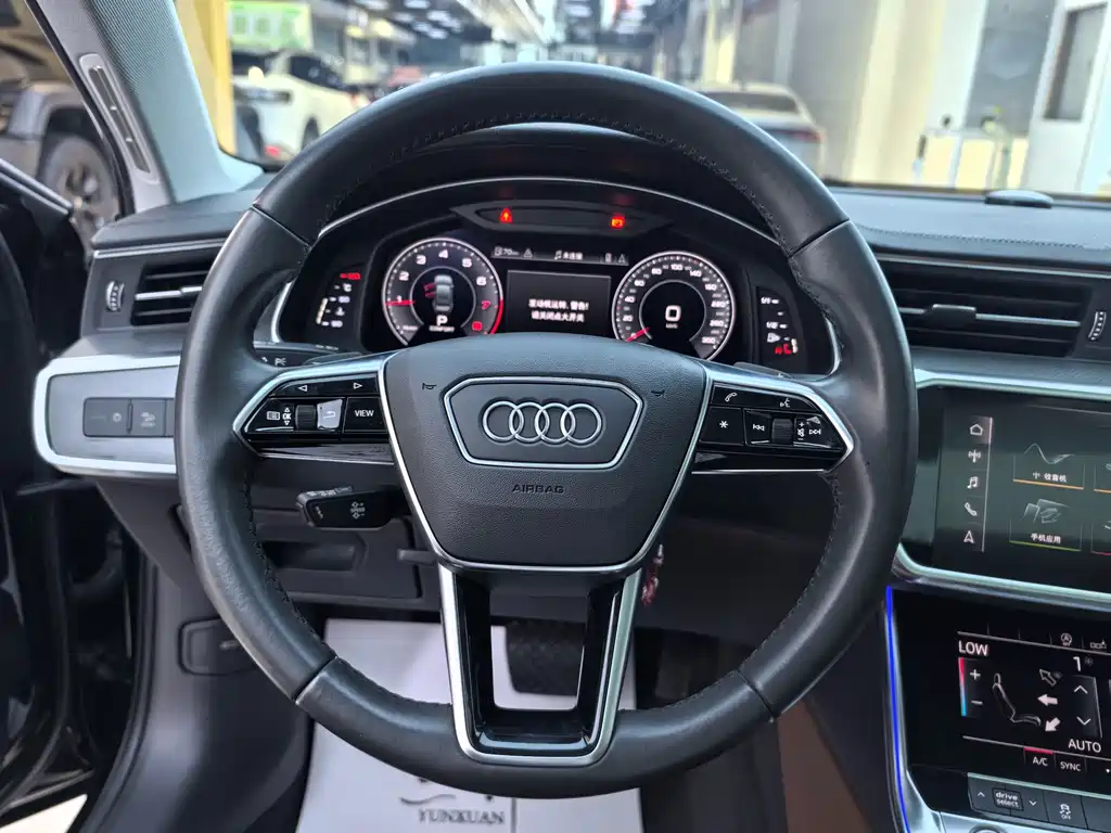 Audi A6L — фото 17