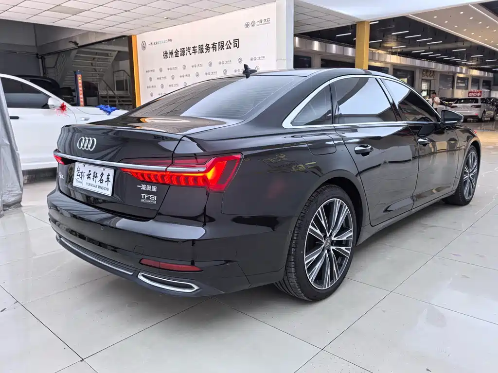 Audi A6L — фото 6