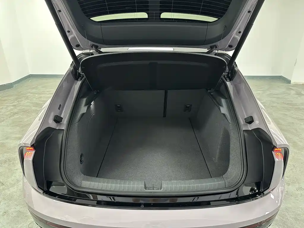 Audi E5 Sportback — фото 15