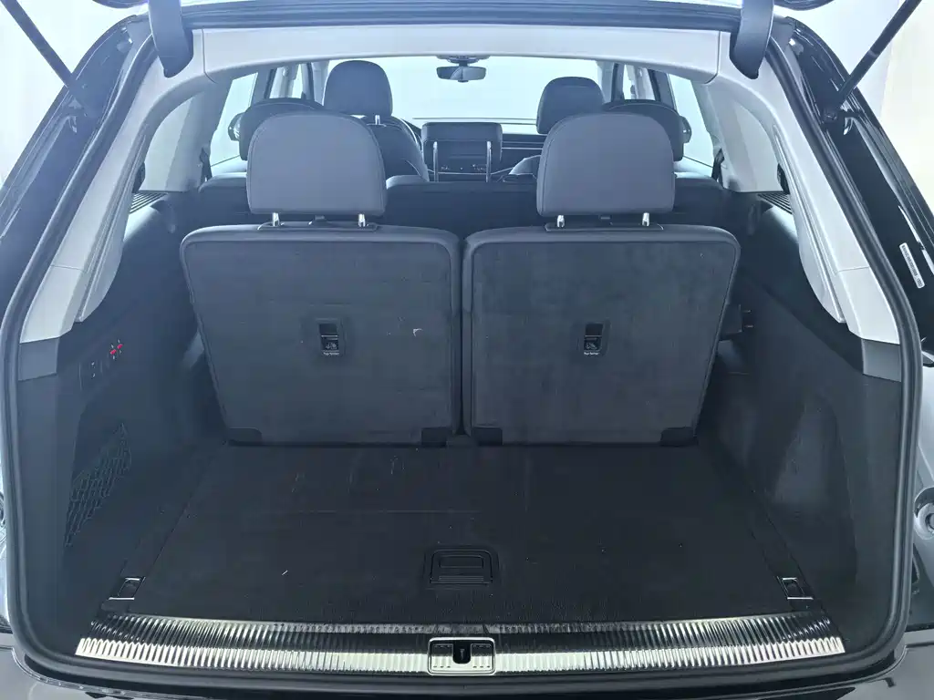 Audi Q7 — фото 5