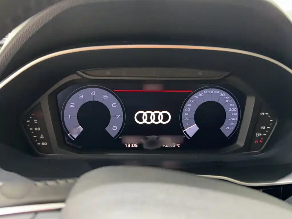 Audi Q3 — фото 6