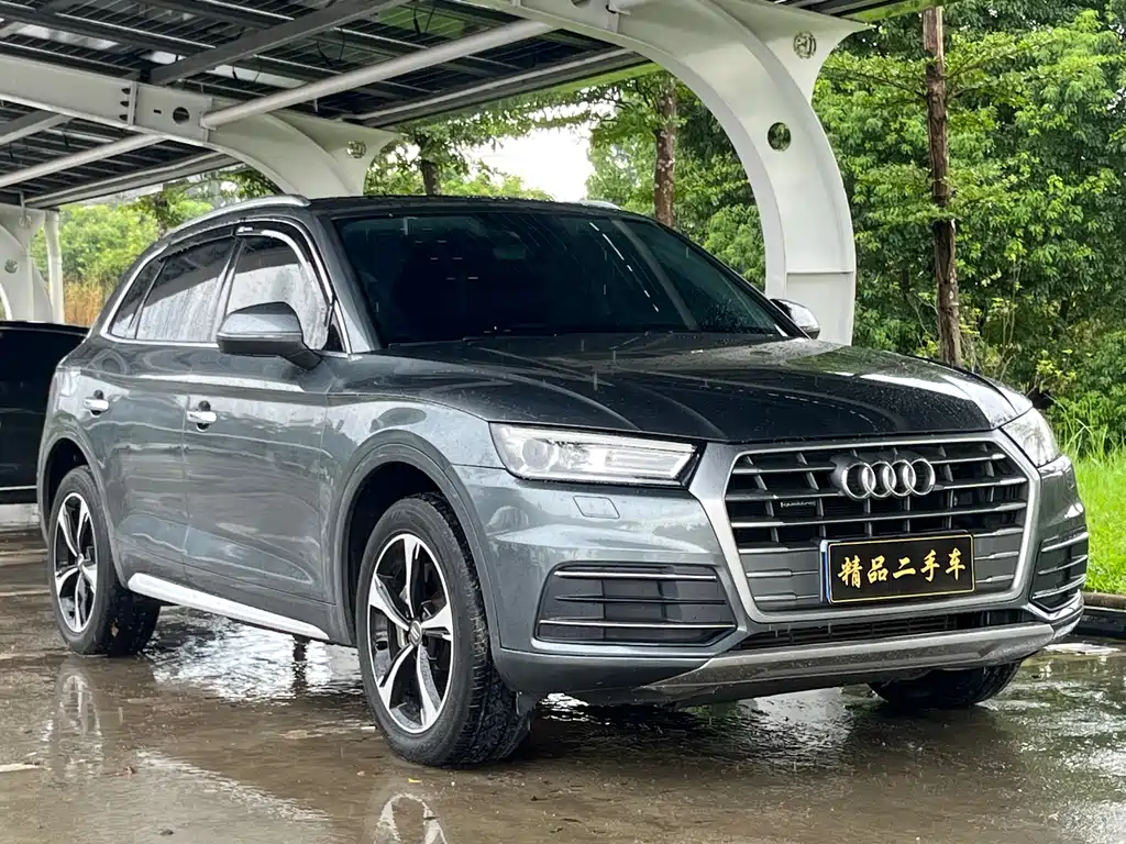 Audi Q5L — фото 3