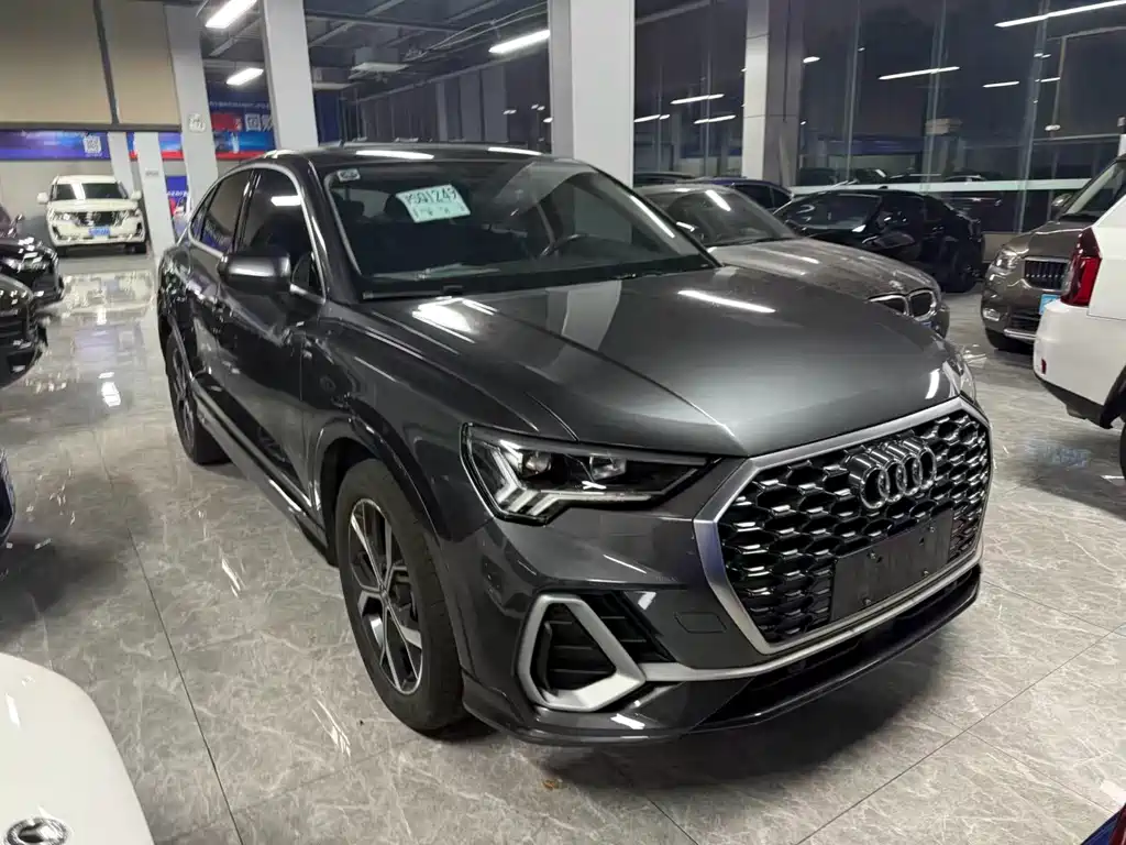 Audi Q3 Sportback — фото 2