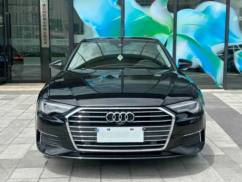 Audi A6L — фото 2