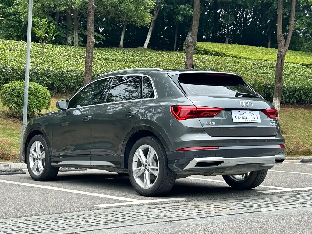 Audi Q3 — фото 15