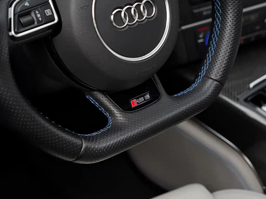 Audi RS 6 — фото 35