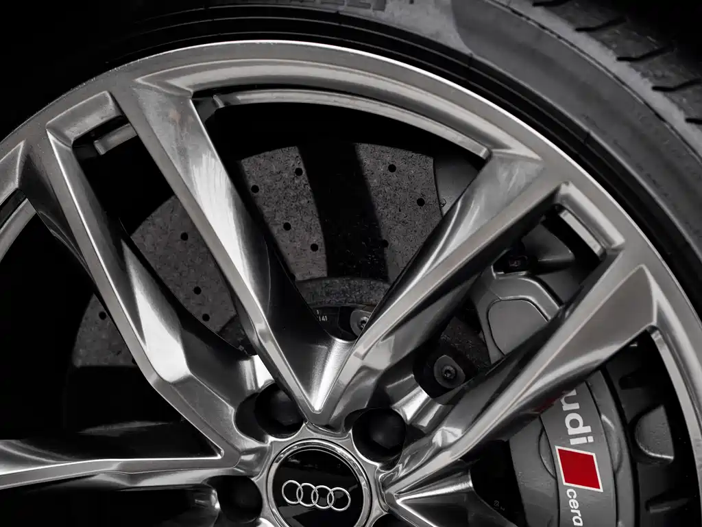 Audi RS 6 — фото 49