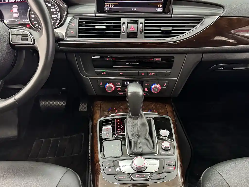 Audi A6L New Energy — фото 10
