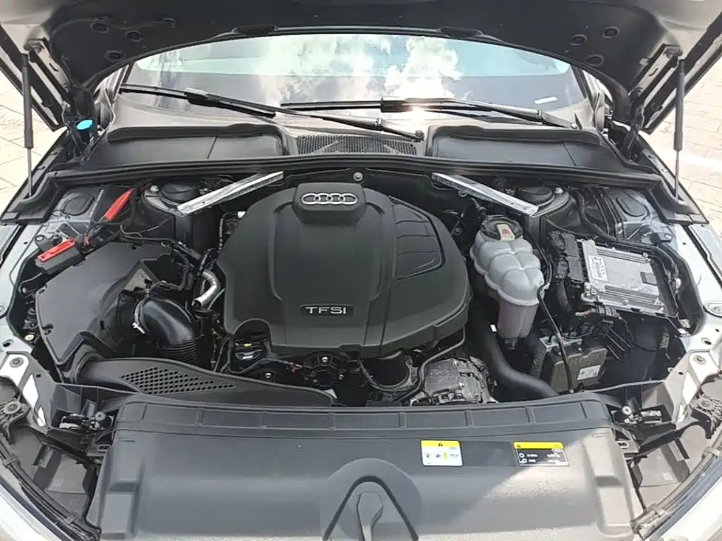 Audi A4 (Import) — фото 20