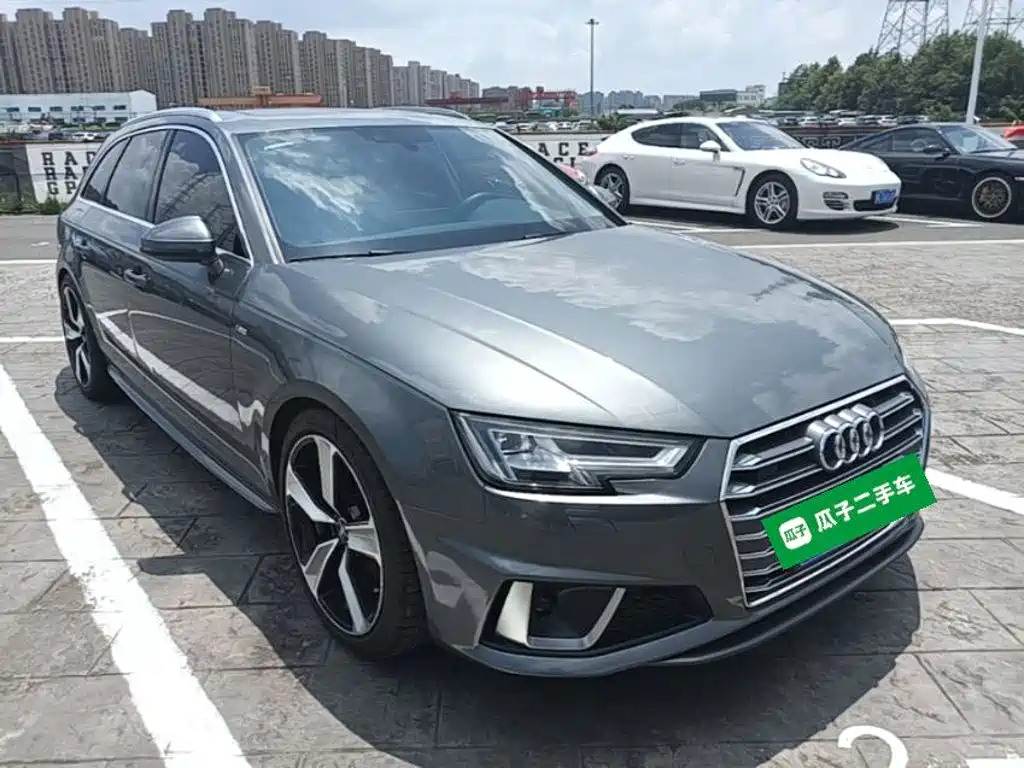 Audi A4 (Import) — фото 4