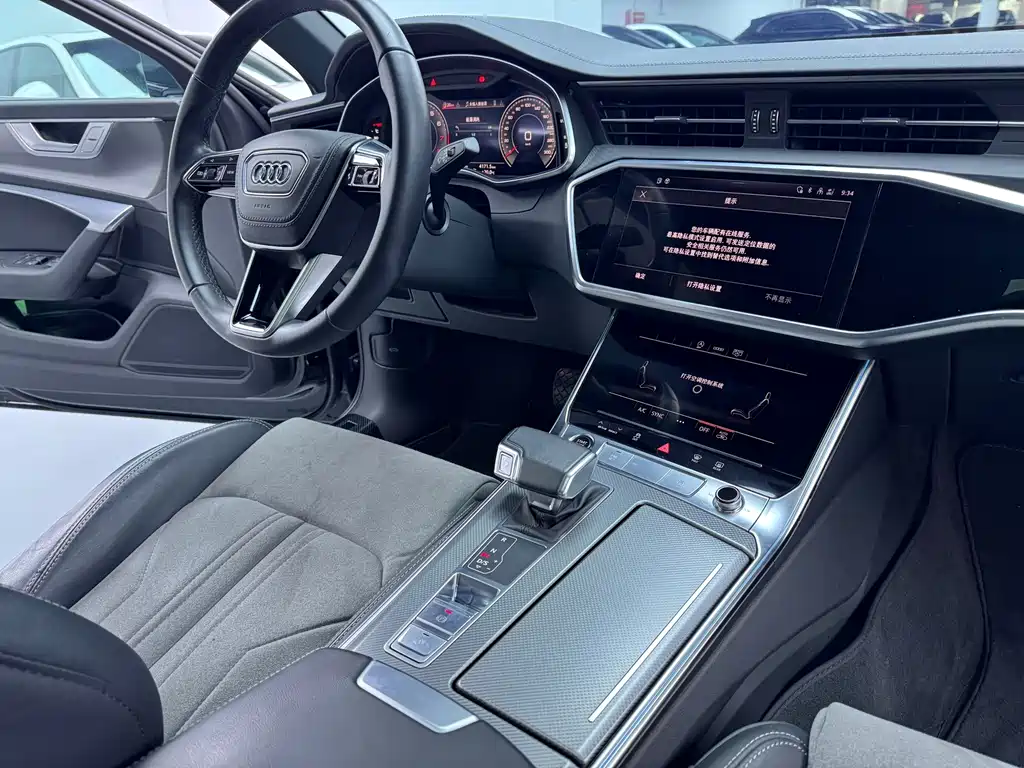 Audi A6L — фото 11