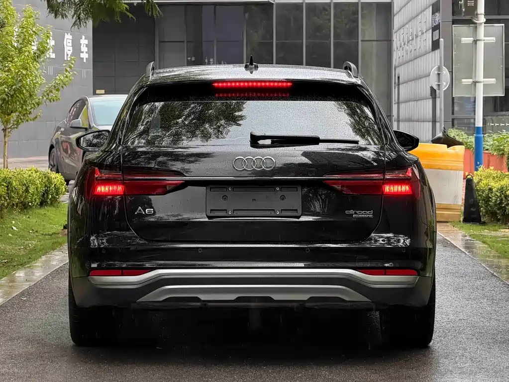 Audi A6 (Import) — фото 3