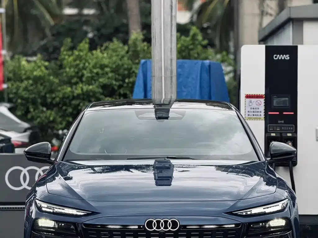 Audi A6L e-tron — фото 2