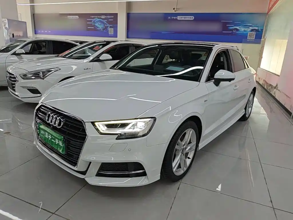 Audi A3 — фото 2