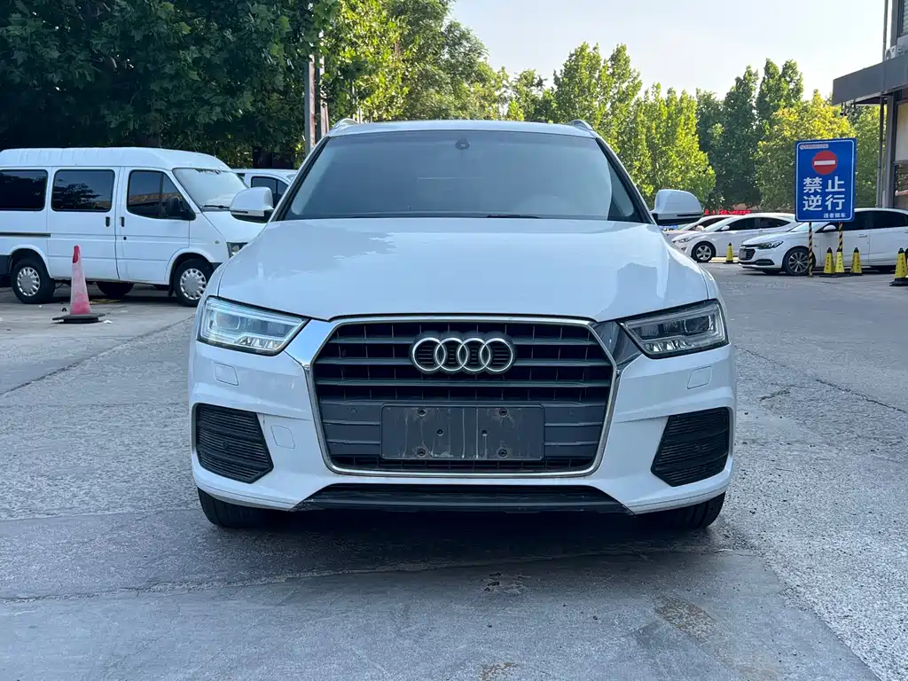 Audi Q3 — фото 2